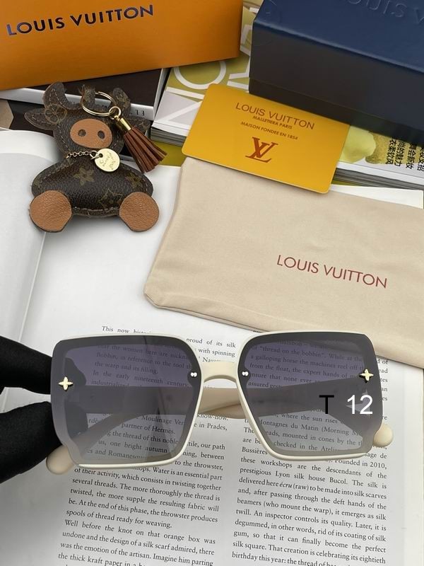 LV Sunglasses 335